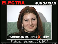 A Hungarian girl, Elektra has an audition with Pierre Woodman.