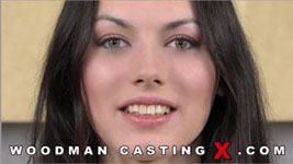 Ukrainian porn model Sara Highlight in Woodman's sex casting action